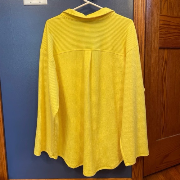 Ruby Rd. Top - Picture 2 of 3